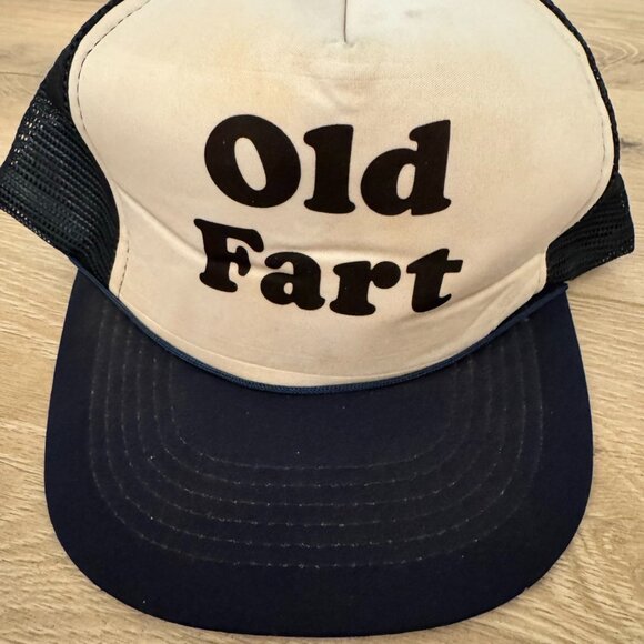 Old Fart Trucker Hat Funny Foam Mesh Snapback Gag Gift - Picture 1 of 3